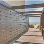 Awesome Beach Condo - Amazing Ocean Views