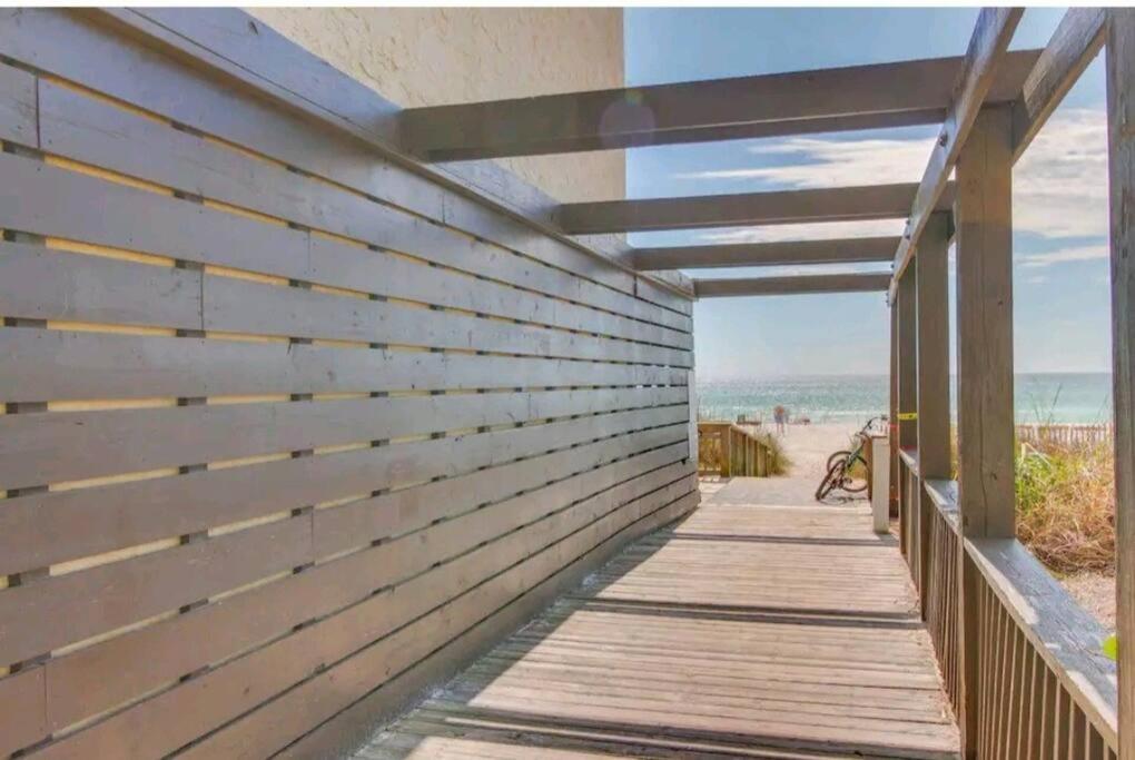 Awesome Beach - Amazing Ocean Views Panama City Beach